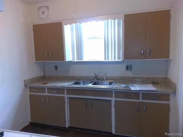 kitchen featuring sink