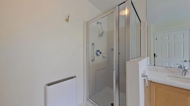 5059 Pheasant Cv, West Bloomfield, MI 48323 - full bath featuring a shower stall and vanity