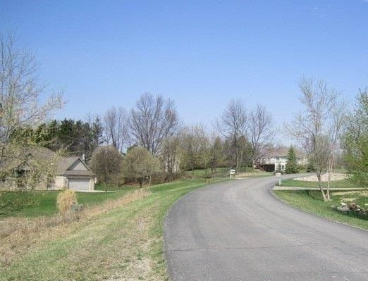 Listing photo 3 for 4226 Creeks Edge Dr, Metamora MI 48455