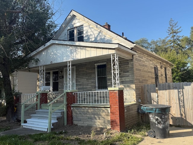 view of front of house featuring a porch