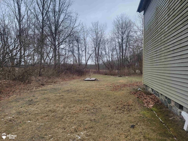 8135 Van Cleve Rd, Vassar, MI 48768 - view of grassy yard