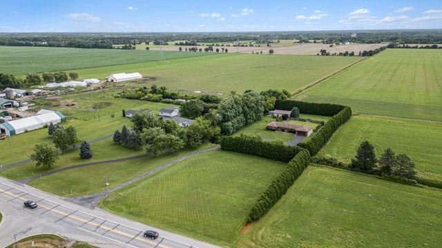 bird's eye view featuring a rural view