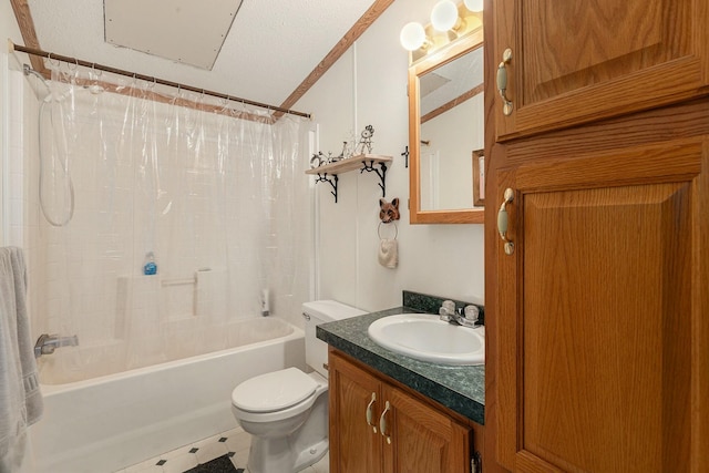 full bathroom featuring tile patterned floors, vanity, shower / tub combo, and toilet