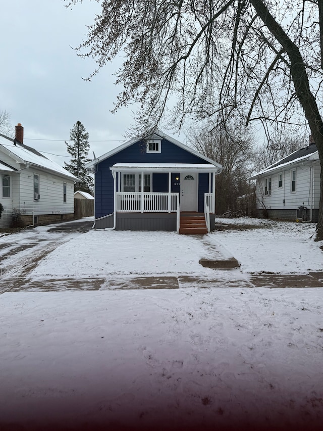 bungalow featuring a porch