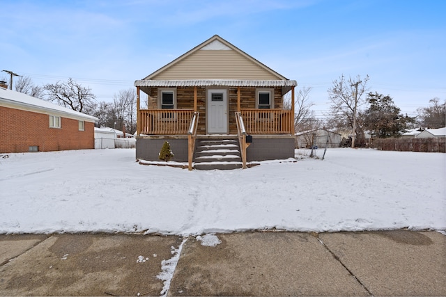 bungalow-style house featuring covered porch