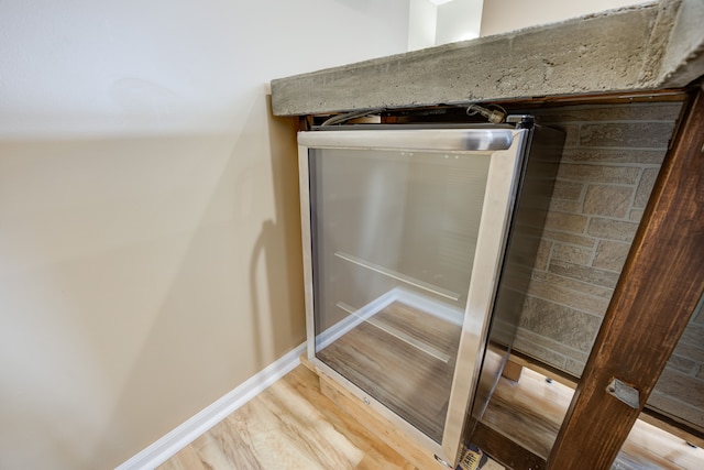 room details featuring hardwood / wood-style floors