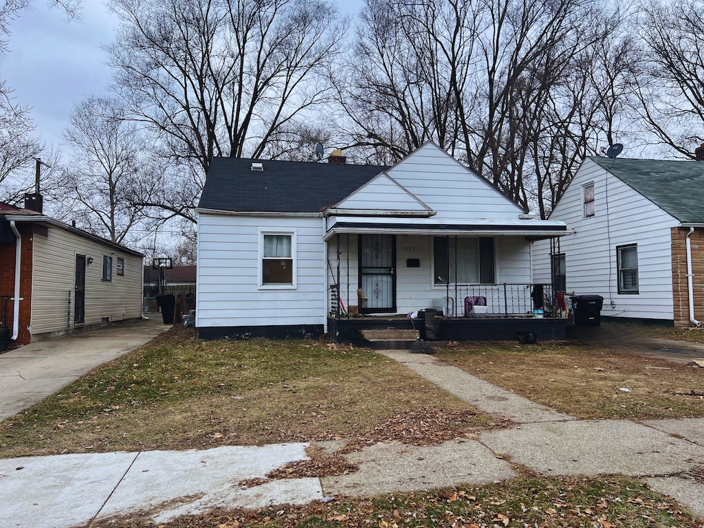 bungalow-style house with a porch