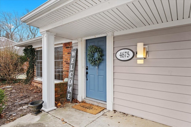 view of property entrance