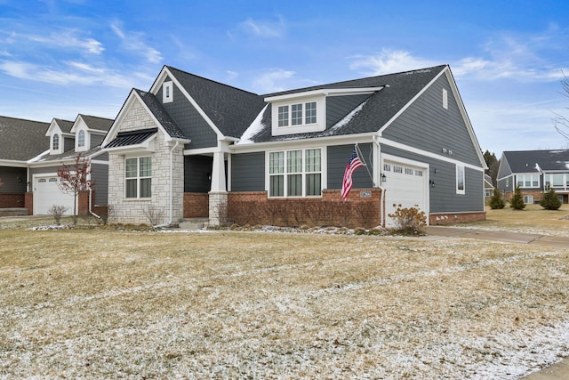 view of front facade with a garage