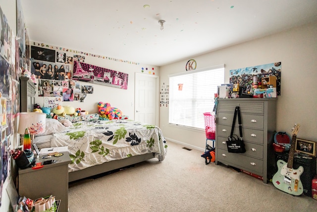 bedroom with carpet