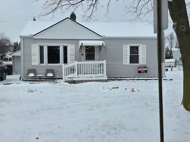 view of front of property