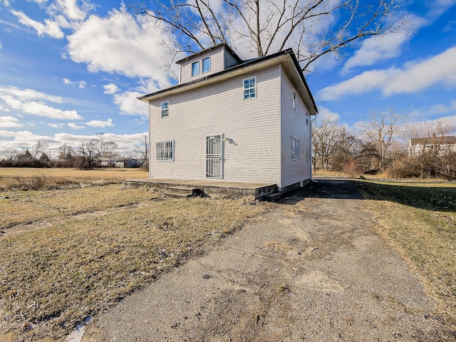 view of side of home