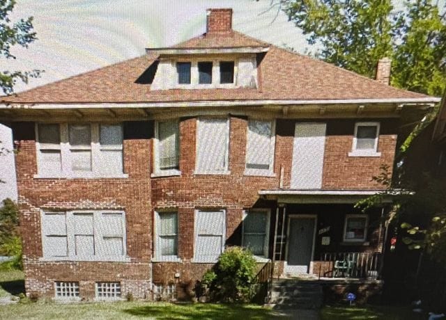 view of front of house featuring covered porch