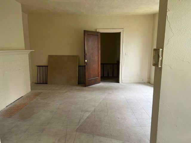 view of unfurnished room