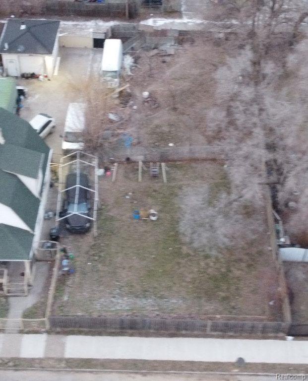 8774 Chamberlain St, Detroit, MI 48209 - photo 1