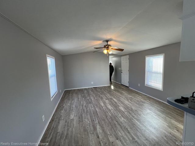 7113 Mapleview Cir E, Brown City, MI 48416 - photo 4