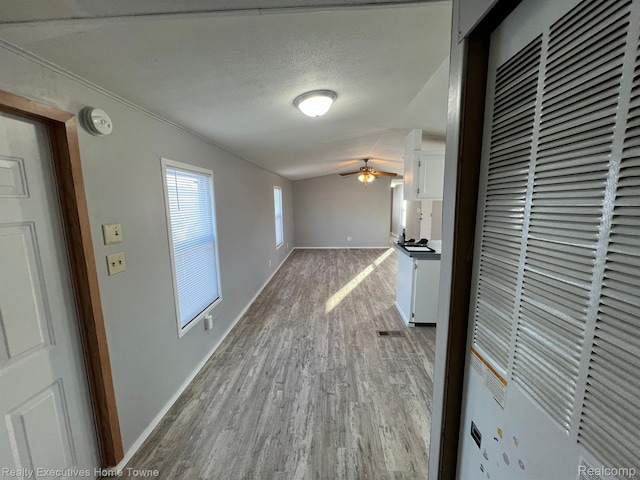 7113 Mapleview Cir E, Brown City, MI 48416 - photo 6