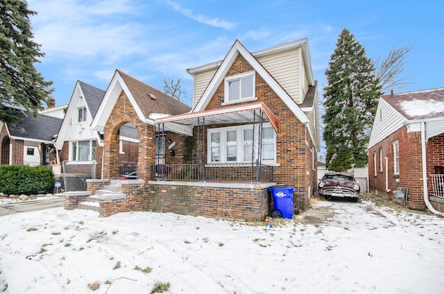 view of front of house with a porch