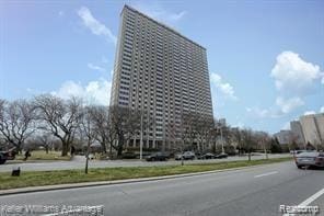 1300 E Lafayette St, Detroit, MI 48207 - view of building exterior