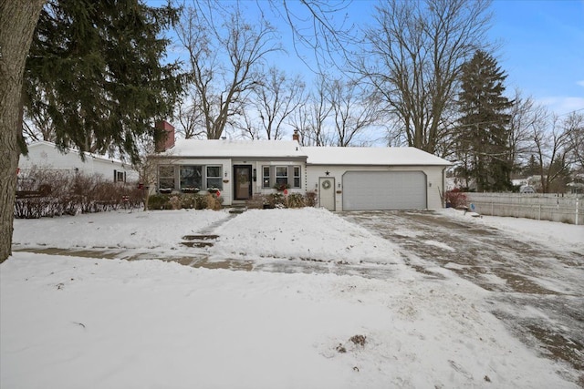 view of front facade featuring a garage