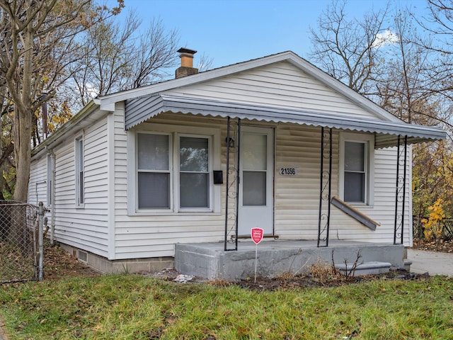 bungalow featuring covered porch