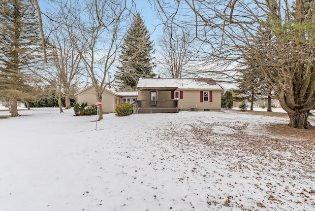 view of front of property