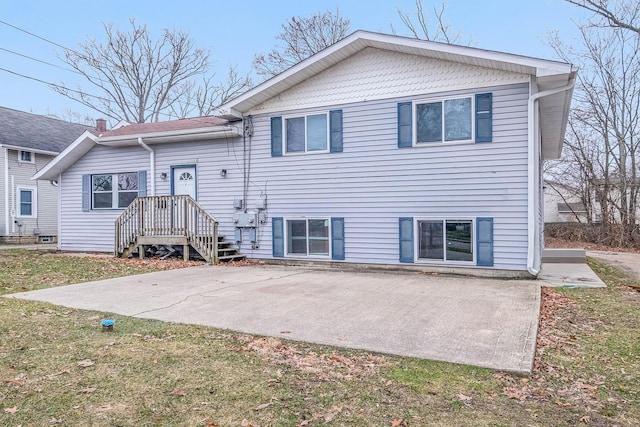 1140 Greenwood Ave, Kalamazoo, MI 49006 - back of house featuring a patio area