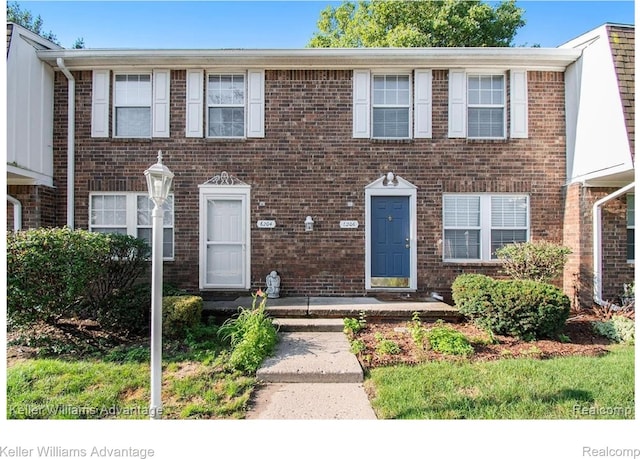 6204 Beechfield Dr, Lansing, MI 48911 - photo 1