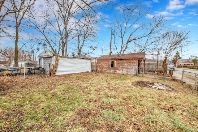 exterior space featuring a yard