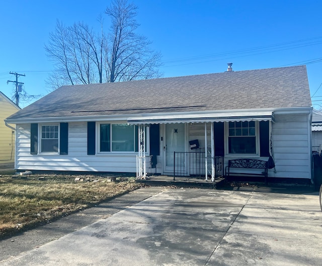 view of front of home with covered porch