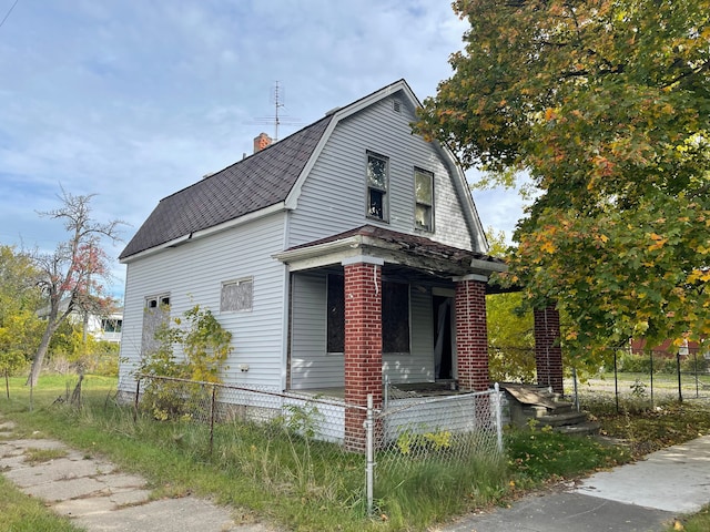 view of side of property