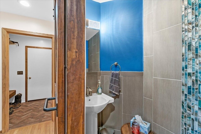 bathroom with walk in shower