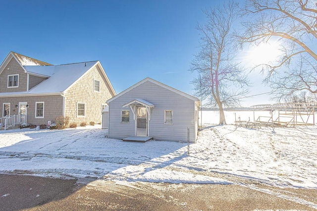 241 E Rose Rd, Coldwater, MI 49036 - view of front of home