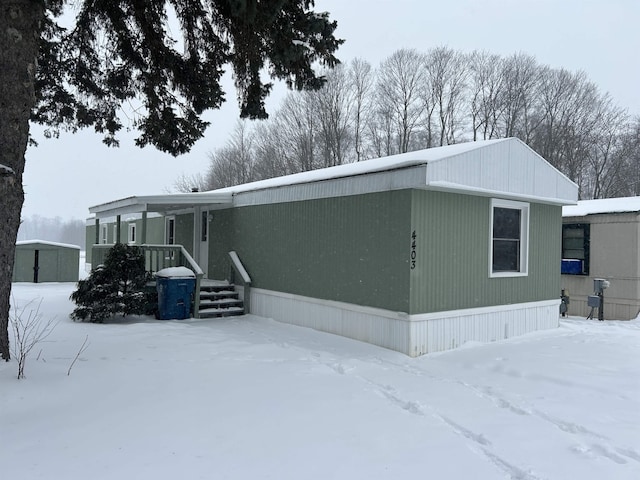 4403 Daisy Ln, Traverse City MI, 49685, 3 bedrooms, 2 baths house for sale