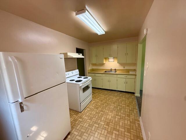 528 Chippewa Rd, Benton Harbor, MI 49022 - photo 17