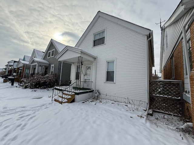 view of front of property