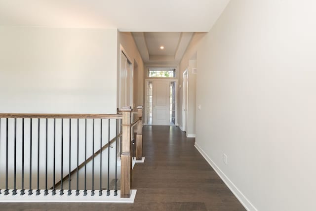 837 Preserve Ln, White Lake, MI 48386 - hall with dark wood-type flooring, an upstairs landing, baseboards, and recessed lighting