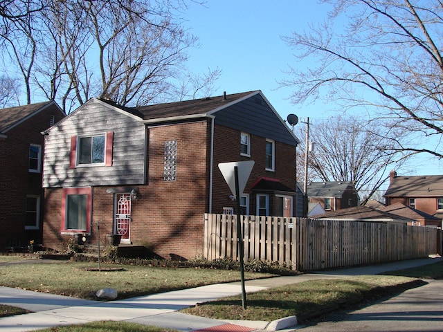 view of front facade