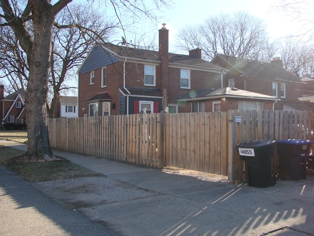 view of front of house