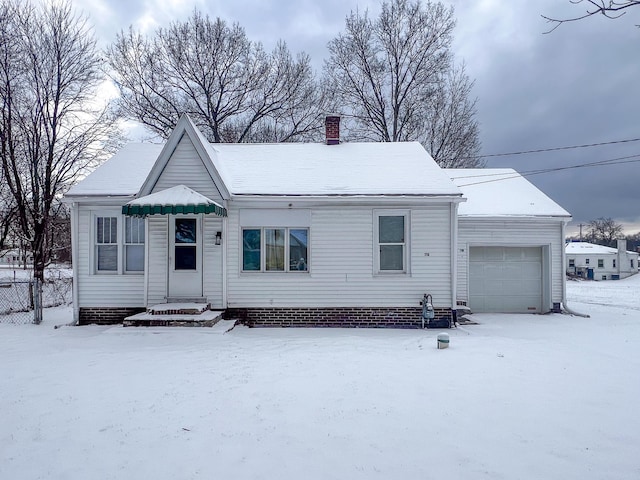 view of front facade featuring a garage