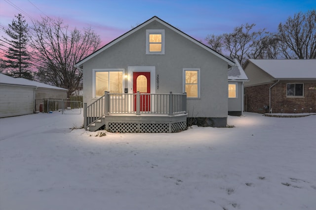 view of front facade featuring a garage