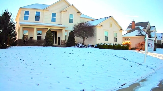 view of front of property featuring a porch