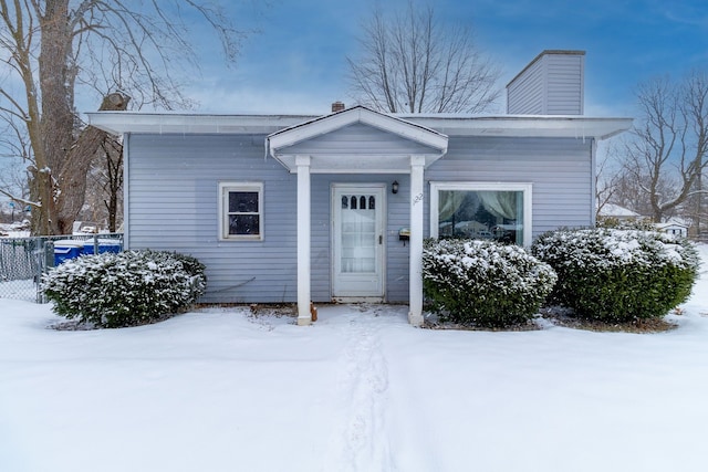 view of front of home