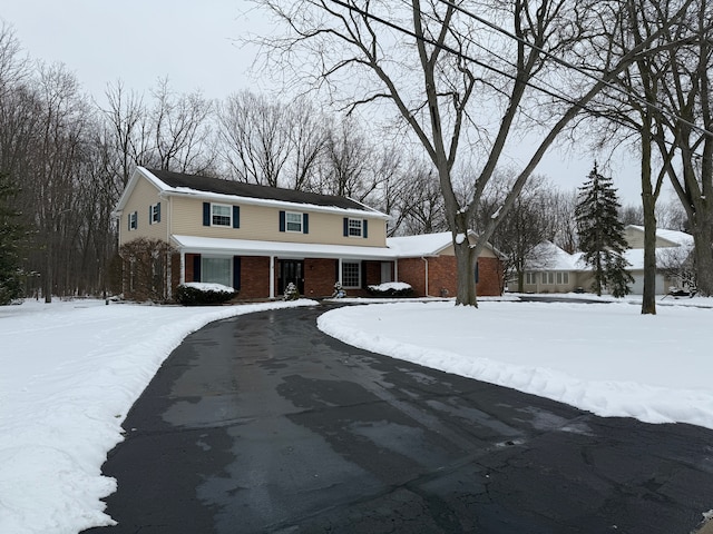 view of front property