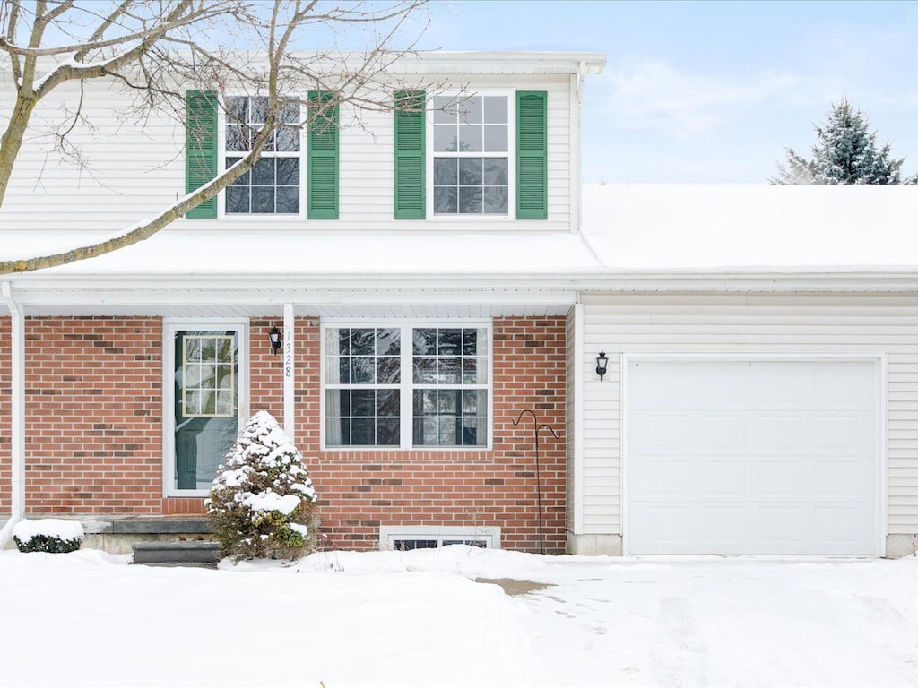 view of front of house featuring a garage