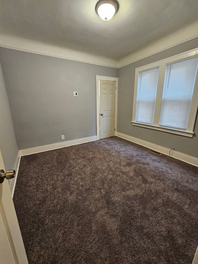 empty room with carpet