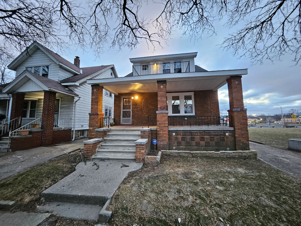 view of front of home with a porch