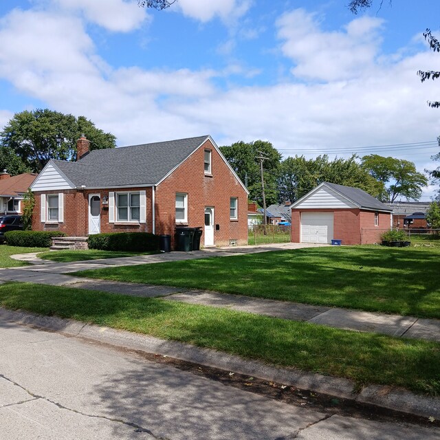 view of front of property with a front lawn