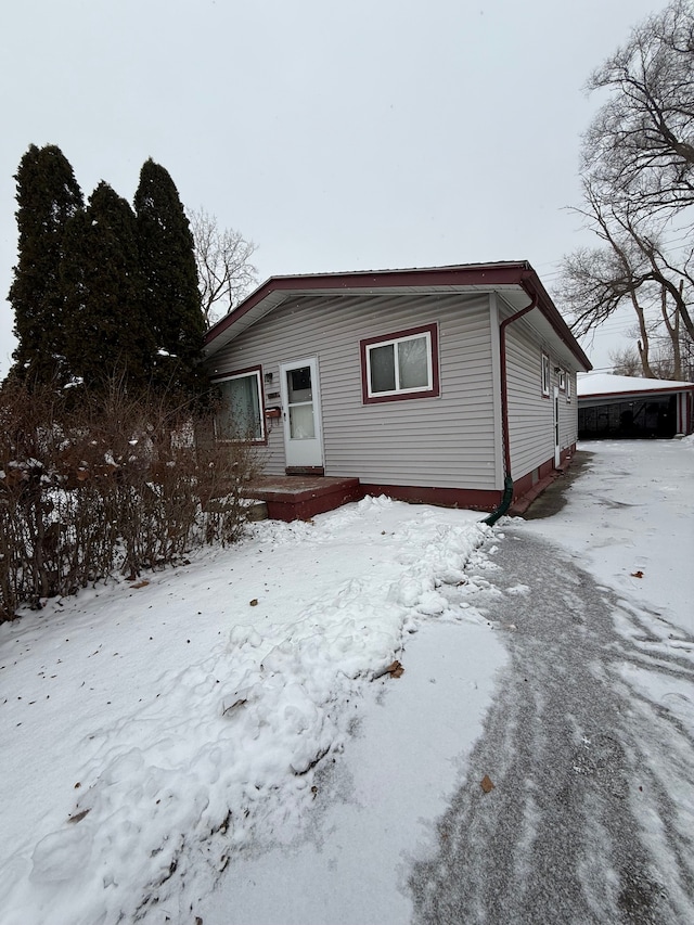 view of front of property