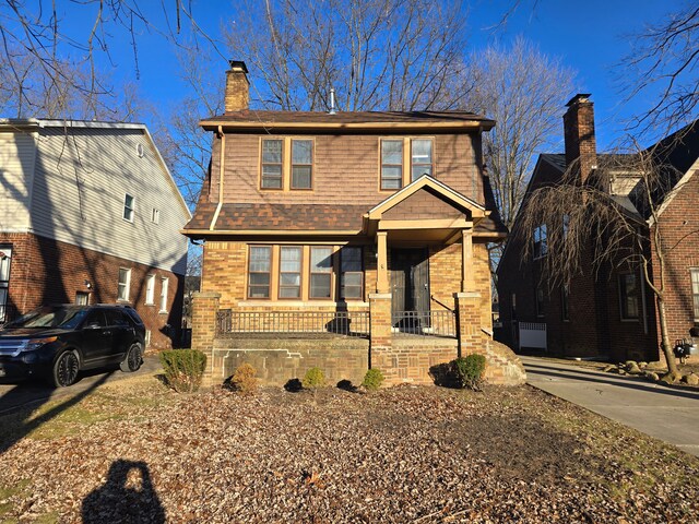 view of front of home featuring covered porch